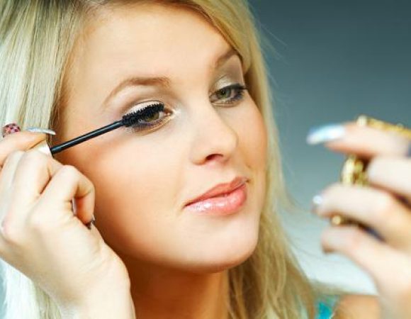 Eye-Make-Up-Tips-for-Older-Women